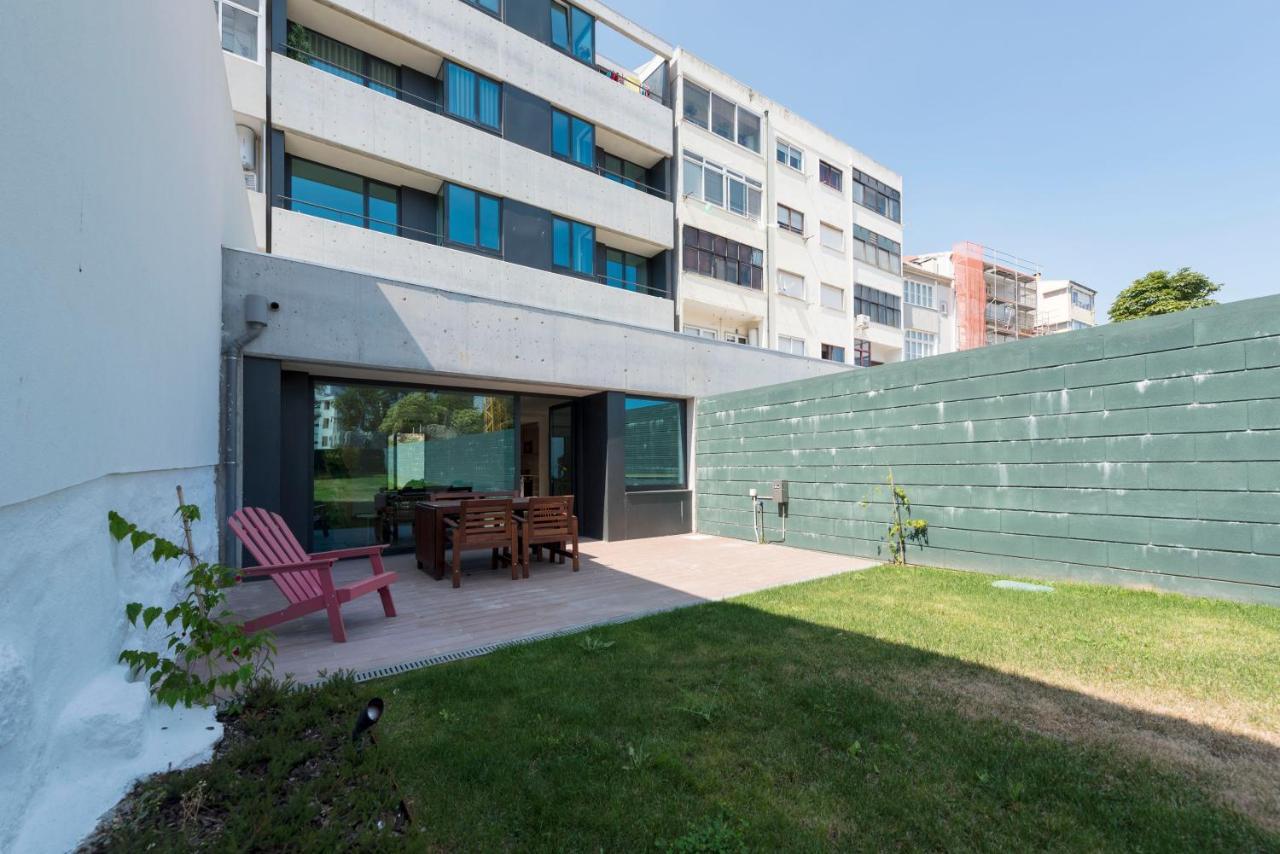 Bombarda Gallery Yard Porto Exterior foto